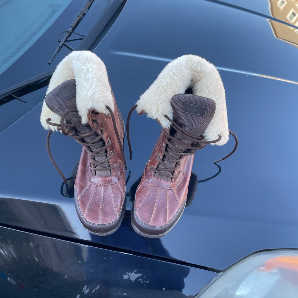 Mens Ugg boots.